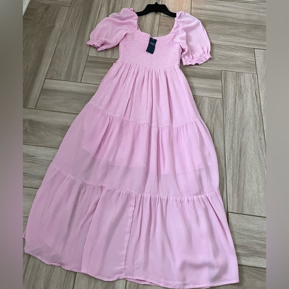 Abercrombie & Fitch pink midi dress, size Medium
